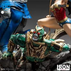 Iron Studios Iron Studios socha DC Comics - Wonder Woman vs Darkseid - 53 cm