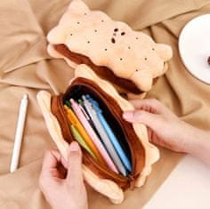 Camerazar Školní penál s přihrádkou na zip, plyšový dort, béžová barva, 19.5x10x5 cm