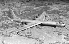 Noah PlaneTags - přívěsek ze skutečného letadla Convair B-36 Peacemaker, registrace 42-13571