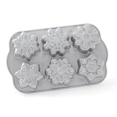 Nordic Ware Hliníková forma na 6 bábovek, sněhové vločky Nordic Ware Frozen Snowflake | stříbrná