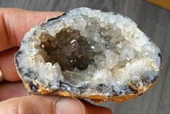 INTEREST Peříčkový achát s krystalky křišťálu z Brazílie 122,76gr.