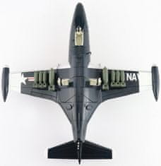 Hobby Master Grumman F9F-5 Panther, US NAVY, Golden Dragons, USS Oriskany, Korea, 1954, 1/48