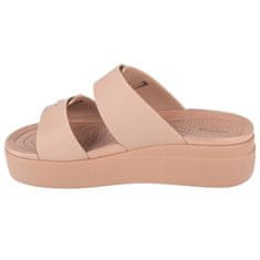 Crocs Sandály Brooklyn Low Wedge Sandal velikost 42