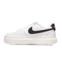 Nike Boty 40 EU Court Vision Alta Ltr