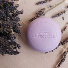 Jeanne En Provence Levandule