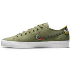 Nike Boty skateboardové olivové 41 EU SB Blazer Court Dvdl Daan Van Der Linden