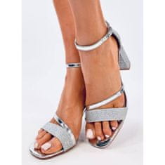 Stříbrné společenské sandály na podpatku velikost 40