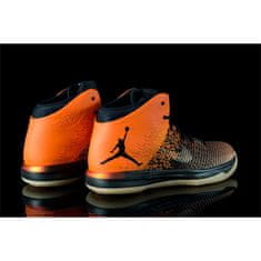 Nike Boty basketbalové oranžové 41 EU Jordan Xxxi