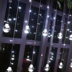 Flor de Cristal Závěsné LED koule Světelná clona, studené barvy, délka 2,5 - 3 m + 1 m kabel, 180 LED žárovek