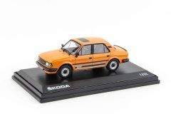 Abrex ABREX - Škoda 120L (1984) 1:43 - Zlatý Okr