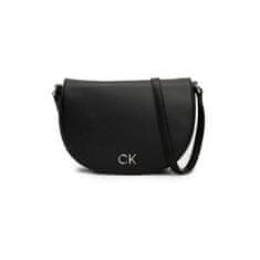 Calvin Klein Kabelky každodenní černé Daily Saddle