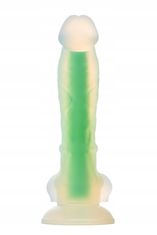 Lovetoy Dildo Svítící V Noci Zeleně. Produkt Ze Silikonu Pro Ženy.