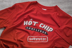 HOT-CHIP s.r.o. HOT CHIP tričko "Challenge Survived" - L