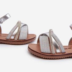 Lesklé stříbrné sandály na suchý zip velikost 36