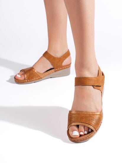 Amiatex Trendy sandály hnědé dámské platforma