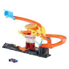 Mattel Hot Wheels CITY HLADOVÁ KOBRA ÚTOČÍ NA PIZZERKU