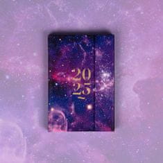 Grooters NOTIQUE Týdenní magnetický diář Galaxie 2025, 11 x 16 cm