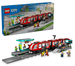 LEGO City 60423 Tramvaj a zastávka v centru města - rozbaleno