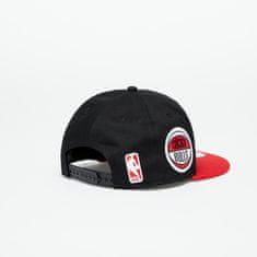 New Era Kšiltovka Chicago Bulls Team Side Patch 9Fifty Snapback Cap Black/ Front Door Red M-L Černá