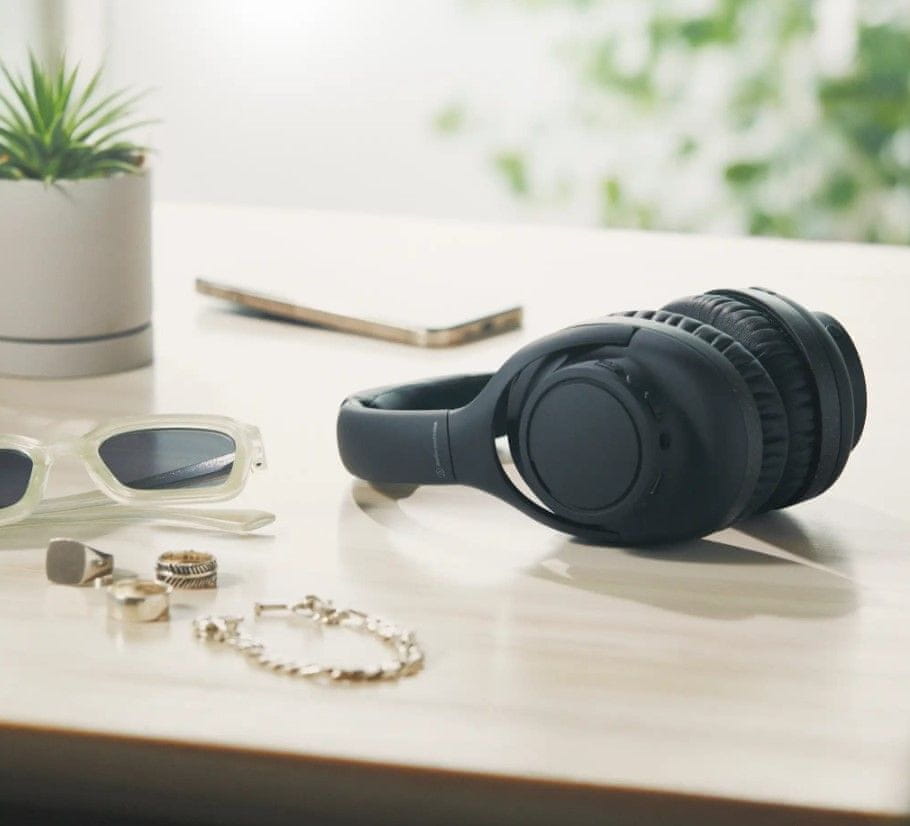  moderní bluetooth sluchátka na uši audio technica ath S300BT anc technologie utlumení hluku usb nabíjení 