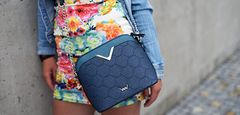 Vuch Dámská crossbody kabelka Fossy Perry