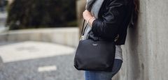 Vuch Dámská crossbody kabelka Coalie