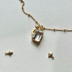 Decadorn Krásný pozlacený náhrdelník s křemenem