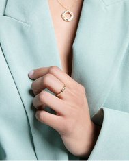 Viceroy Stylový pozlacený prsten se zirkony Elegant 13208A014-39 (Obvod 54 mm)