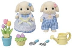 Sylvanian Families Květinový set a sourozenci Flora králíků