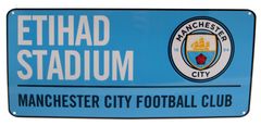 CurePink Kovová cedule na zeď FC Manchester City: Etihad Stadium (40 x 18 cm)