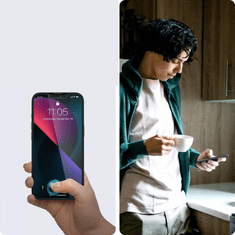 Spigen TEPELNÉ SKLO SPIGEN GLAS.TR "EZ FIT" 2 BALENÍ IPHONE 13 PRO
