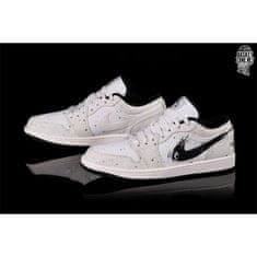 Nike Boty bílé 47 EU Air Jordan 1 Retro Low