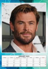 CurePink Nástěnný kalendář 2025: Chris Hemsworth (A3 29,7 x 42 cm)