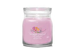 Yankee Candle Aromatická svíčka Signature sklo střední Hand Tied Blooms 368 g