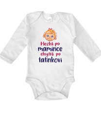 Hobbytriko Vtipné body pro miminko - Hezká po mamince, chytrá po tatínkovi Barva: Světle růžová, Velikost: 0-3 m, Délka rukávu: Krátký rukáv