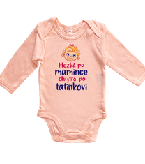 Hobbytriko Vtipné body pro miminko - Hezká po mamince, chytrá po tatínkovi Barva: Světle růžová, Velikost: 0-3 m, Délka rukávu: Krátký rukáv