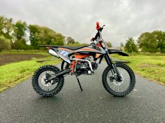 Leramotors Pitbike SHARK E-START 125ccm 4T 17/14 - oranžová