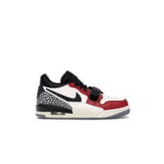 Nike Boty 45.5 EU Jordan M Legacy 312