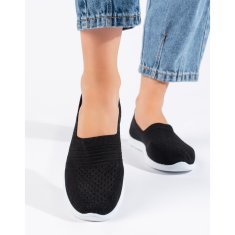 Černá sportovní obuv slip-on velikost 38