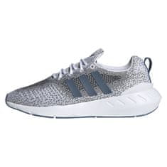 Adidas Boty šedé 40 EU Swift Run 22