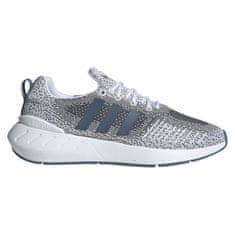 Adidas Boty šedé 40 EU Swift Run 22