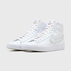 Nike Boty basketbalové bílé 42.5 EU Blazer Mid 77 Vntg Nas