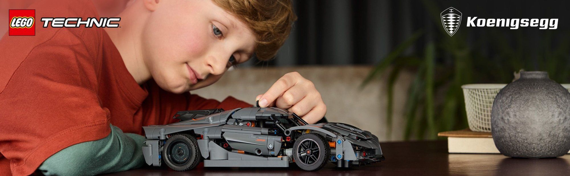 LEGO Technic 42173 Šedé hyperauto Koenigsegg Jesko Absolut