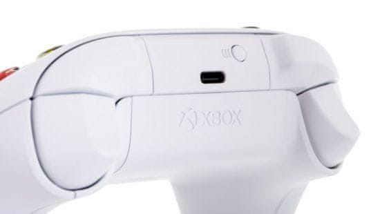 bezdrátový herní ovladač Microsoft Xbox Series Bezdrátový ovladač XBOX Controller Robot White vibrace hybridní směrový ovladač D-pad inovace černá barva provedení texturované rukojeti mapování tlačítka