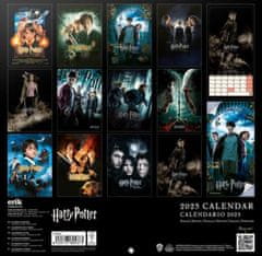 CurePink Oficiální nástěnný kalendář 2025 Harry Potter s plakátem (SQ 30 x 30|60 cm)