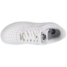 Nike Air Force 1 07 DX5883-100 boty velikost 42