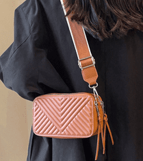 Camerazar Elegantní hnědá kožená crossbody kabelka s prošíváním