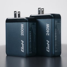 Verbatim VERBATIM GAN 240W SÍŤOVÁ NABÍJEČKA 3XUSB-C/USB-A + EU/UK/US GNC-240 ADAPTÉR 32205