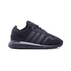 Adidas Boty černé 34 EU J Swift Run