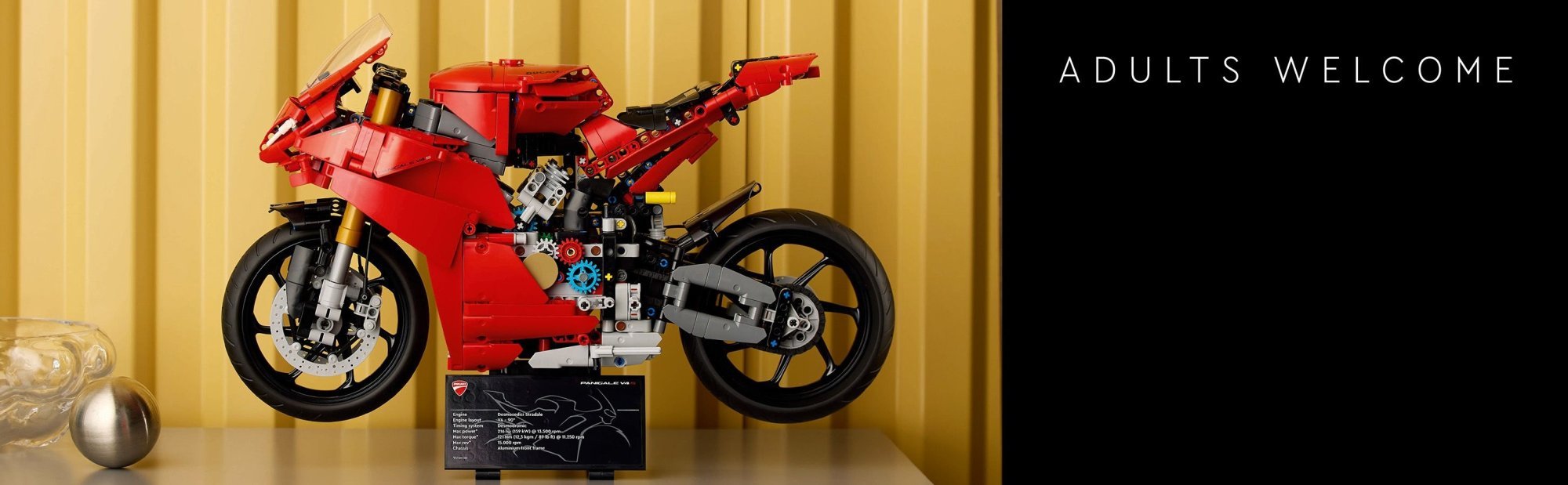 LEGO Technic 42202 Motorka Ducati Panigale V4 S